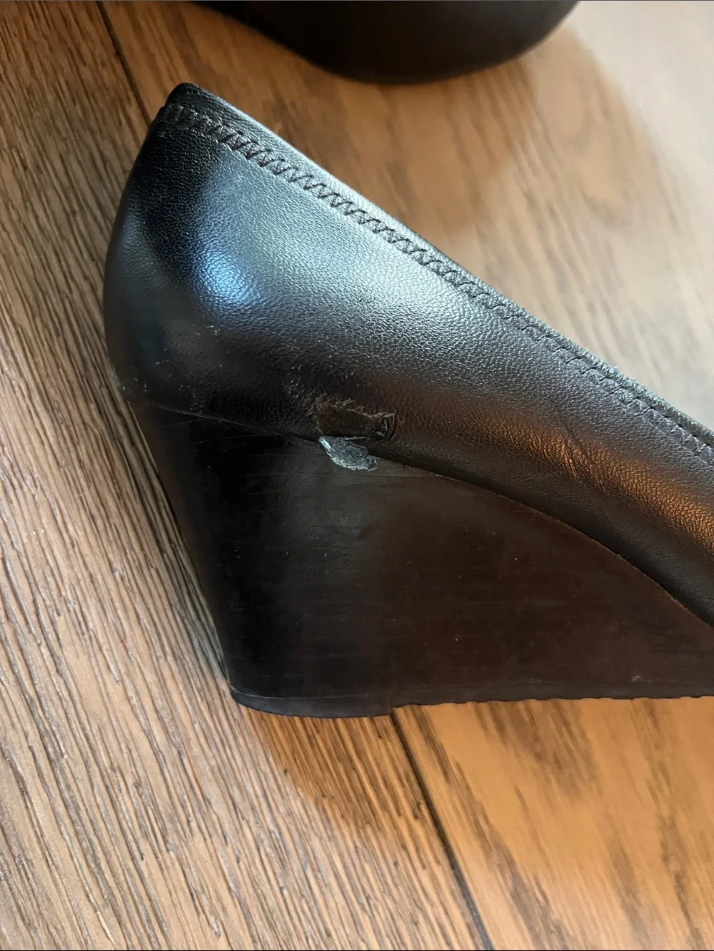 Tory Burch Black Leather Wedges with Gold Logo Medallions - Picture 6 of 8